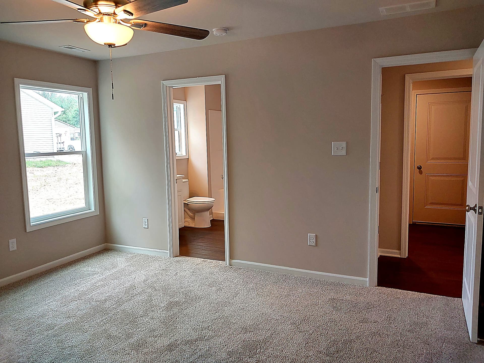 Master Bedroom & En-Suite
