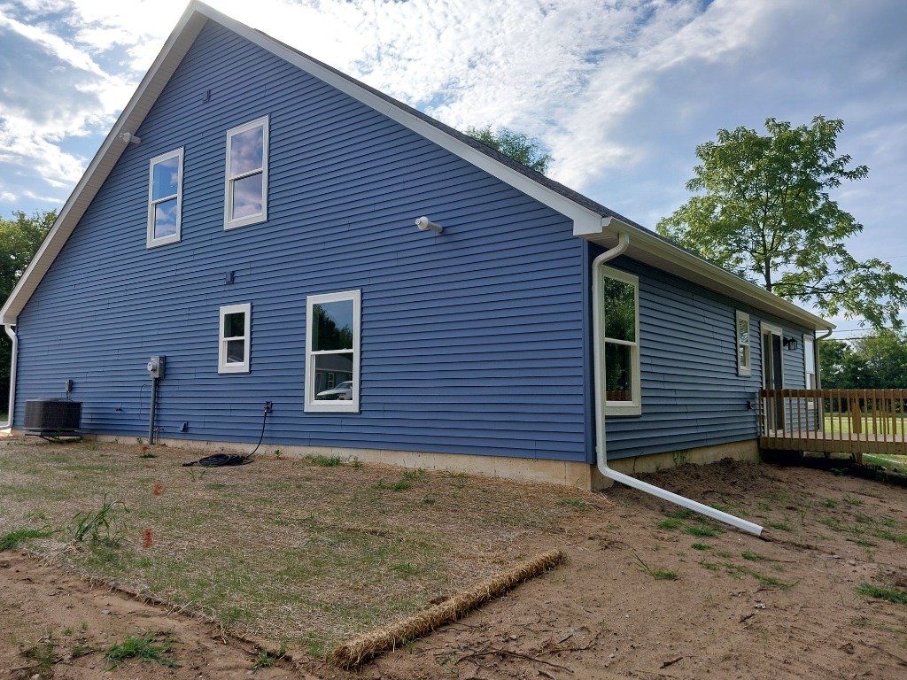 Side Elevation